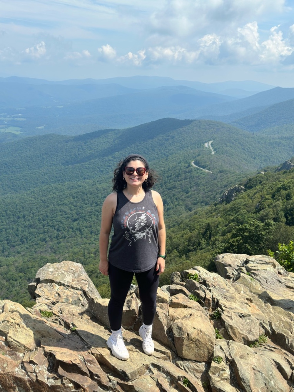 Meet your Posher, Alyssa